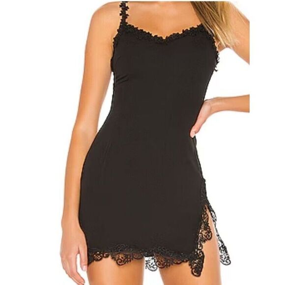 Superdown‎  Dress Size Small Black Lace Eyelet Trim Bleu Side Split - Picture 1 of 11
